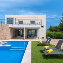 Villa Villa Mut by Interhome