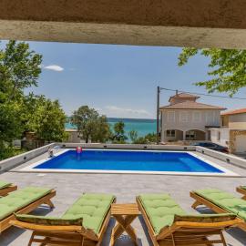 Apartment Maja-1 by Interhome, Hotel in Maslenica