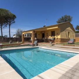 Holiday Home Ca La Lou by Interhome, hotel sa Sils