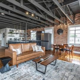The Loft at 113 - Gateway to the North Texas Hill Country, hotel v mestu Muenster