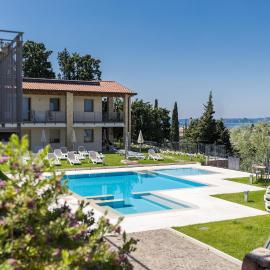 Residence La Corte Danese, hotel di Torri del Benaco
