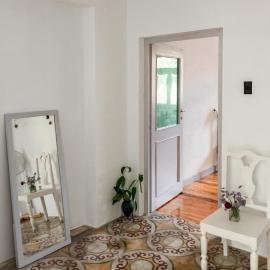 Himara Hostel, hotel u gradu 'Himare'
