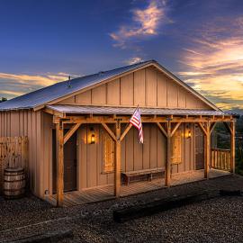 Miners Cabins #1 - Two Double Beds and Private Balcony, hotel sa Tombstone