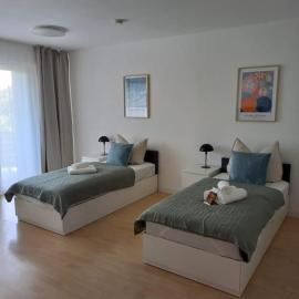 Dora - Dein Zuhause auf Zeit- 2 Zimmer 4 Betten