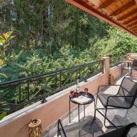 Villa Apanemo, hotel a Potamós
