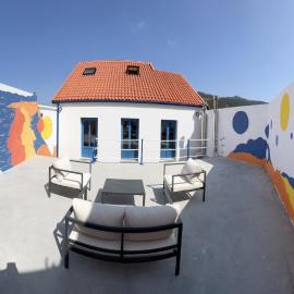 O Refuxio do Náufrago, hotel Camellében