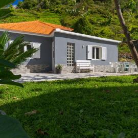 Casa da Hortência do Faial โรงแรมในFaial