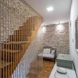 House Franulich, hotel in Stara Baška