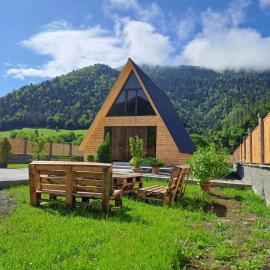 Mountain hut, hotell i Borjomi