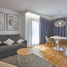 Rentalmar Suites Salou Families Only, hotel in Salou