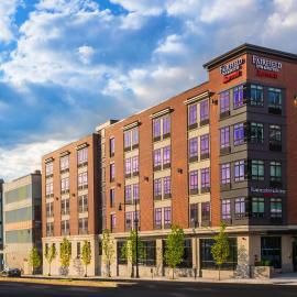 Fairfield Inn & Suites by Marriott Boston Cambridge, hotell i Cambridge