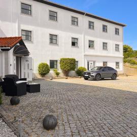Viesnīca Vinhais Hotel pilsētā Viņaiša