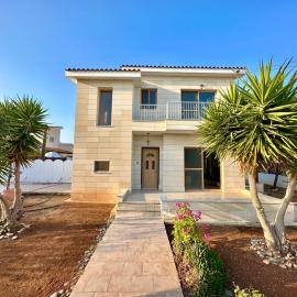 Lovely Pool Villa in Pyla, hotel i Pyla