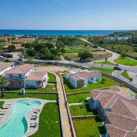 ENAJA - Luxury Retreat, hotel a Budoni
