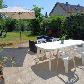 L'échappée Comtoise 2 étoiles, Hotel in Baume-les-Dames