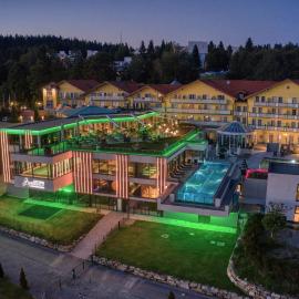 Angerhof Sport- u. Wellnesshotel، فندق في سانكت انجلمار