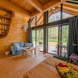 Kaszuby - Komfortowe domki nad jeziorem, hotel en Barkocin