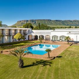 African Sky Harrismith Inn, hotel em Harrismith