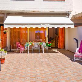 Nucci Guest House by Biddizzi Rari - a pochi minuti dalla Spiaggia con ampia Veranda