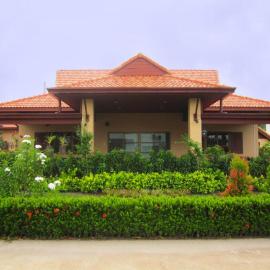 Seabreeze Residence 145, מלון בBan Tha Fat