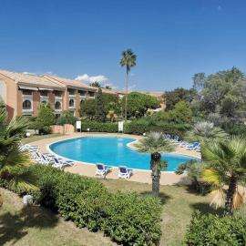 Studio mezzanine 4 personnes Linguizetta marine de Bravone Corse, hotell i Linguizzetta
