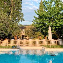 Appartement dans un Mas provençal
