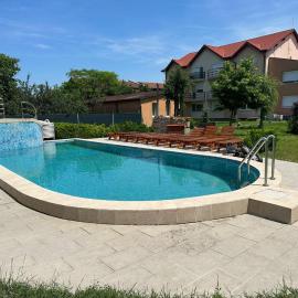 Venus Resort, hotel in Dumbrăviţa