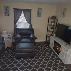 Everything you need, hotelli kohteessa Leesville