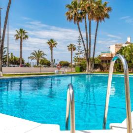 3 Bedroom Awesome Apartment In Benajarafe