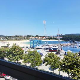 Desconectaengalicia El Pescador, vistas al puerto, 200m playa, hotel in Portonovo