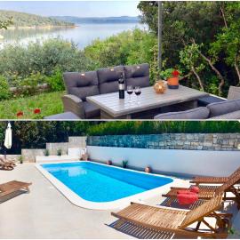 Villa Sol Necujam - private heated pool & 30m from the beach, hotel in Nečujam