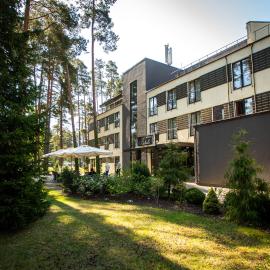 Baltvilla, hotel v mestu Baltezers