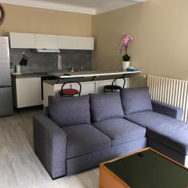 Jouy-aux-Arches : 10km Metz - Appartement rénové duplex 75m2 - Proximité A31 et toutes commodités, hotel in Jouy-aux-Arches