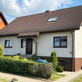 Ferienwohnung Familie Putschke – hotel w mieście Nohra