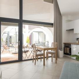 Madalena Village 1 - City centre by HD PROPERTIES, hotel in Faro