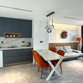 Happy Apart Hotel โรงแรมในคูซาดาซี