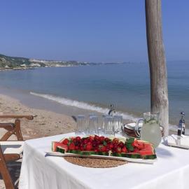 Thracian cliffs Апартамент Голф холидей, hotel in Kavarna