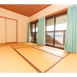 Lake Kawaguchi Rental Villa Tozawa Center - Vacation STAY 46845v, hotel din Oishi