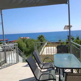 Apartment Batolios, hotel in Agios Georgios