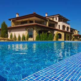 Club Residence at BlackSeaRama Golf: Balçık'ta bir otel