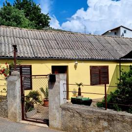 House Lopica: Senj şehrinde bir otel