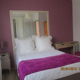 Chambre d'Hôtes du Bois Joli, hotel in Mesnard-la-Barotière