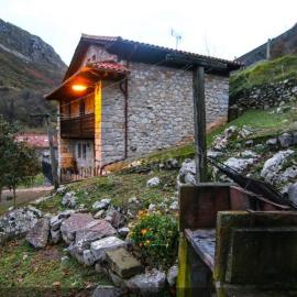 Alojamiento Rural Casa La Mata., hotelli kohteessa Cuñaba