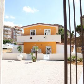 Casa Vacanze IL GIGANTE Comfort a Due Passi dalla Valle dei Templi、アグリジェントのホテル