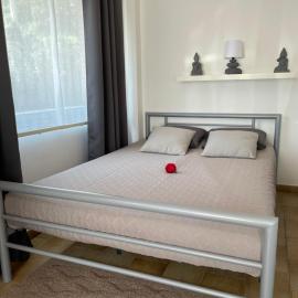 Charmant studio, hotel u gradu Benš