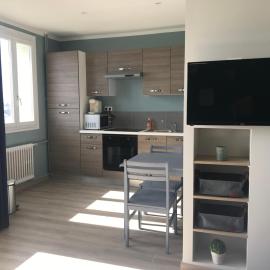 Bel appartement rénové, spacieux et lumineux