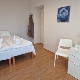 Room near City Center Harbour, hotel in Tallinn