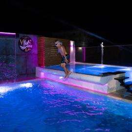 Vila One Beach Hotel, hotel en Durrës