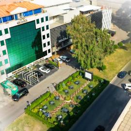 Noor Land Hotel, מלון בבגדד