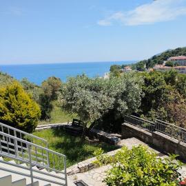 Rhea Panorama sea view house
